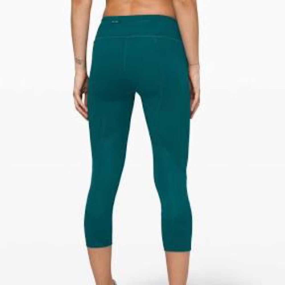 Lululemon Pace Rival Crop *Full-On Luxtreme 22"